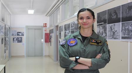 Imagen La piloto Olga Pardos inspira al alumnado del IES Montes Negros