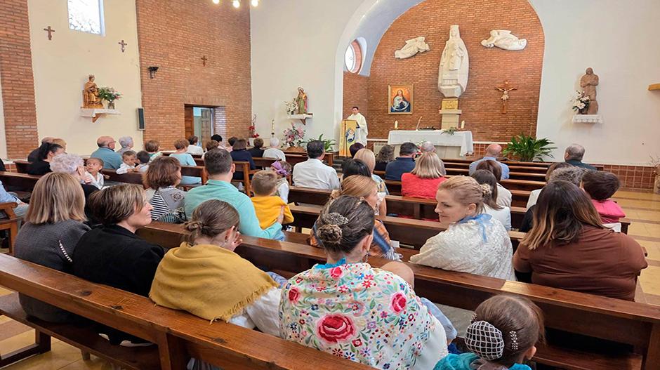 Imagen Devoción y alegría en el inicio de las fiestas de Montesusín