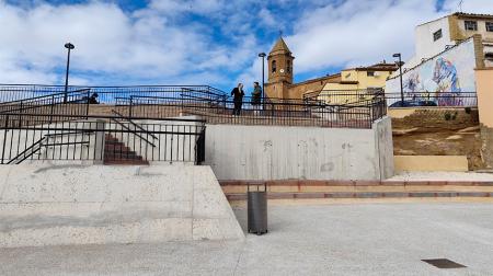 Imagen Grañén recupera una zona degradada y la convierte en una nueva plaza